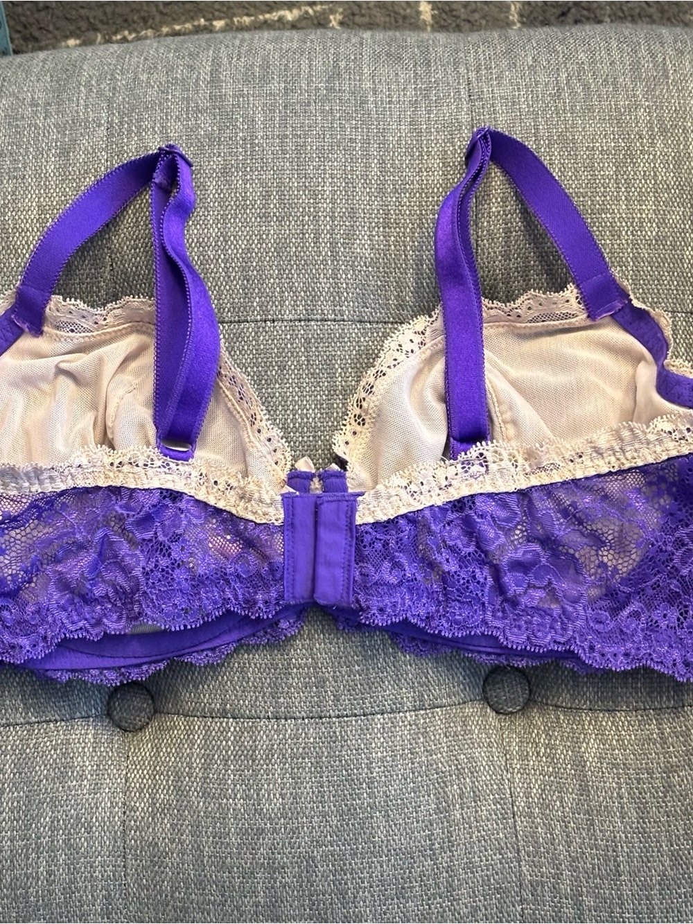 Victoria's Secret Bra, Dream Angels Violet Lace Underwire with Cream Trim, 38D - Picture 4 of 8